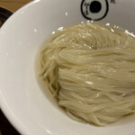 麺処 虵の目屋 - 麺のドアップ