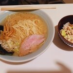 今日という日を◯の日に - 塩ラーメンのセット