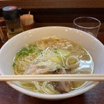 麺屋 くまがい - 2024.11.3（日）（4回目訪問）
      あっさり塩
      