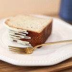 shimaji coffee roasters - 茉莉花與白巧克力磅蛋糕