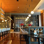 ロウリーズ・ザ・プライムリブ - 