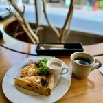 bouquet - 人気のパン屋さんが運営するオシャレカフェ