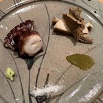 鮨 さかい - 煮蛸と鮑