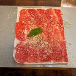 近江牛ステーキとがぶ飲みワイン ニクバルモダンミール 大津店 - 和牛の生ハム（お通し）