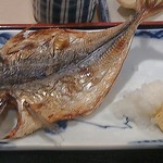Shibarakutei Irori - 鯵開き定食(950円)の鯵
