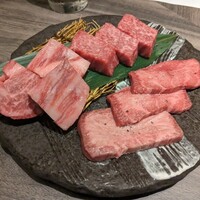 近江うし焼肉 にくTATSU 日本橋室町店 - 