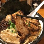 麺屋タカモト - 炙りチャーシュー、絶品。