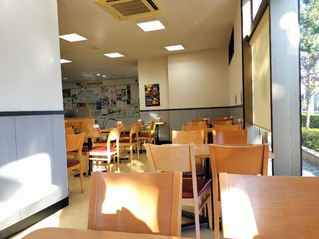 Mos Burger HigashioMesentabiruten photo 4