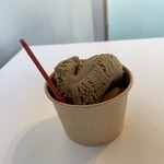 MIYATAYA BAGEL - 店内で食べられたほうじ茶のアイス