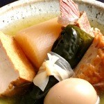 帆帆 - 『関西風おでん』帆帆の看板メニューのおでん。北海道の日高昆布と焼津産の鰹節だけの天然出汁だけで煮込みます。日本料理翠祥の割烹をそのままつぎ込んだ本格和食です。