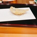 天ぷら たけうち - アジ。ころもさくさく。中がふわり。