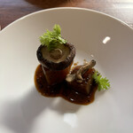 フルールド・オリーヴ カンパーニュ - 原木椎茸薪焼き大根のトリュフソース