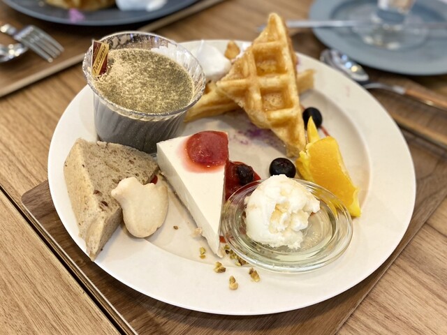 【みる】ことりのお食事処 ことりカフェ - 横堤/カフェ | 食べログ