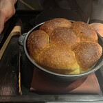 レフェルヴェソンス - じゃがいも入りフォッカッチャの提供前