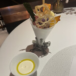レフェルヴェソンス - 一献 野菜クリスプのブーケと豆腐サワークリーム
