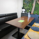 人と木 - 奥の個室