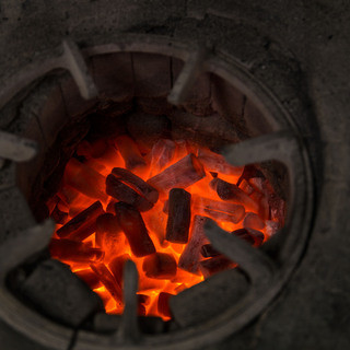 “Tori Sukiyaki” is slowly grilled over Binchotan charcoal.