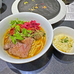Japanese Soba Noodles 蔦 - 10月限定「フォン・ド・和牛Curry Soba」と「サフランライス」