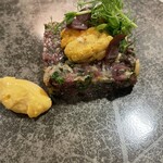 美酒佳肴　一樹 - 馬肉のタルタル雲丹添え　とっても美味しい