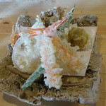 蕎房 猪口屋 - 海老天ざる蕎麦の天ぷら盛り合わせ