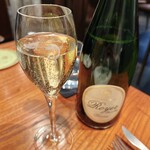 ラ・フォルム ド エテルニテ - シャンパーニュ ロワイエ