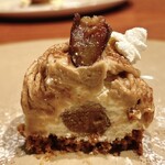 ラ・フォルム ド エテルニテ - 和栗のモンプラン、断面！