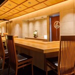 鮨 匠海 - 柏駅徒歩3分。大通りから一本入った落ち着いたお店。