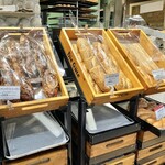 ブレッド・ダイニング グーテ - パンの数々(その3)♪