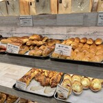 ブレッド・ダイニング グーテ - パンの数々(その1)♪