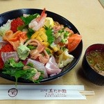 特上生ちらし（大盛）