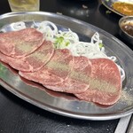やきやき亭 - 牛タン塩