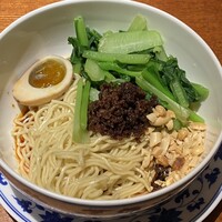 老四川 飄香小院 - 烏骨鶏のお茶玉子が美味 老四川 飄香小院 - 烏骨鶏のお茶玉子が美味
