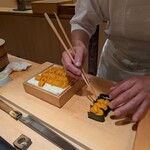 鮨みなと - 馬糞雲丹を