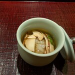 鮨みなと - 鱧と松茸のお吸い物