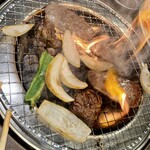 新鮮ホルモン酒場 ごっつ - 