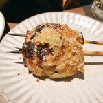 吟味シテ醸ス - 塩つくね。生姜味で美味しい。