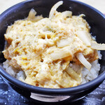 三河屋 - セットのカツ丼