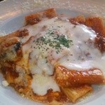 大きいペンネのリガトーニボロネーゼ