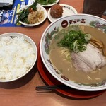 天下一品 - 全景