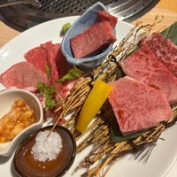 近江うし焼肉 にくTATSU 銀座店 - 