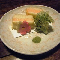 いし橋 - 揚げ物も。奥の正体は、えびのすり身パンはさみ揚げ。