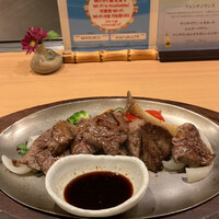 本格肉料理 丸小 - 黒毛和牛鉄板焼き　2,000円
