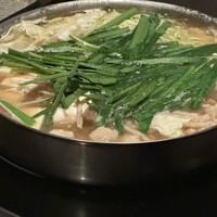 博多もつ鍋 やま中 赤坂店 - しょうゆもつ鍋