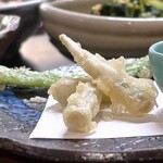 桶家乃隠居 - オクラなど