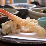 桶家乃隠居 - えび、椎茸