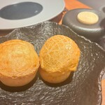 Latina Parrilla - アンチョビバターとチーズパン