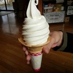 道の駅しんごう - 牛乳ソフトクリーム280円