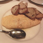 ３種のチーズのオムレツ