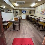瀧野川 - 入口からの視線。とてもシンプルな店内ですが中身は逸品です