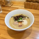 博多水炊きらーめん うかんむり - 